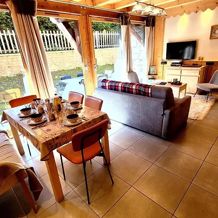 Duplex Lumineux Avec Terrasse Et Balcon, Proche Centre Et Pistes, Parking, Wifi - Fr-1-598-71 Apartment *